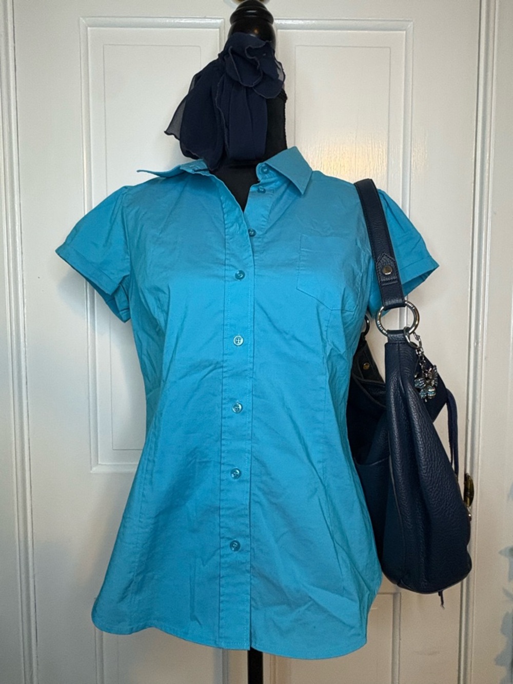 New York & Company Blue Button-Up Blouse